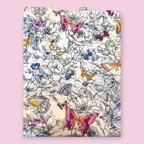 VERA BRADLEY🦋Butterfly Tote🦋Pastel Floral🦋EUC🦋Absolutely Gorgeous Print!!💕 - Picture 3 of 4